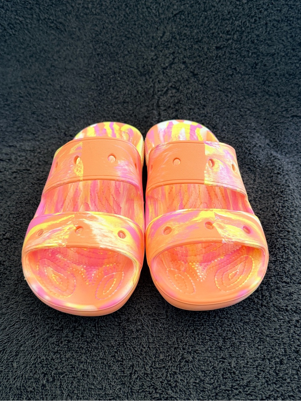 CROCS Women's Swirl-Print Slide Sandals in Orange and Pink - Picture 2 of 4